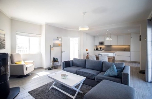 Porto de Mos Villa | Beautiful Detached Villa, 10 Minutes Walk From Porto Do Mos Beach