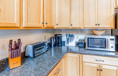 Sylva House | Beautiful dog-friendly mountain house w/new private hot tub, firepit, WiFi, deck
