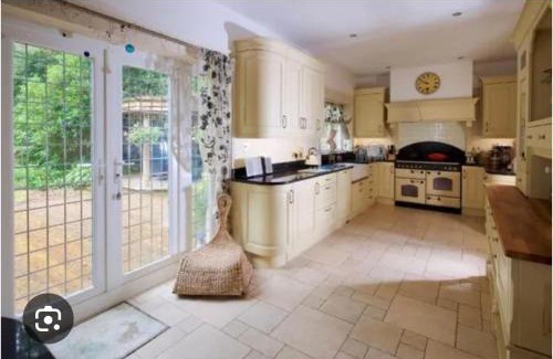 Broadstone House | Beautiful Dorset Holiday Home in private grounds