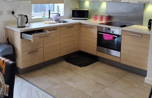 Openshaw House | Beautiful & elegant apartment