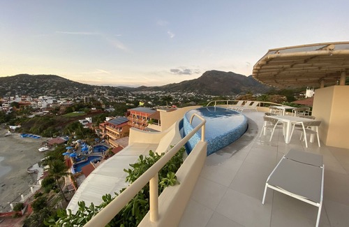 Playa la Madera Condo | Beautiful Elegant New 1-bedroom condo right on/above Madera Beach