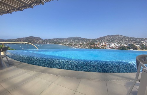 Playa la Madera Condo | Beautiful Elegant New 1-bedroom condo right on/above Madera Beach
