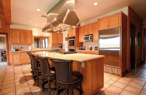 Ellensburg House | Beautiful Ellensburg Ranch Estate with Indoor Pool
