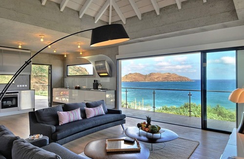 La Grande Montagne Villa | Beautiful Eranos Luxury villa