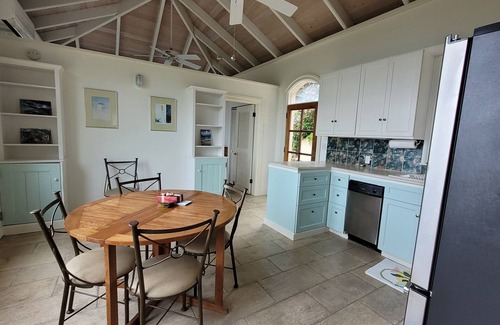 Estate Hammer Farm House | Beautiful Estate located minutes from North Shore Beaches!