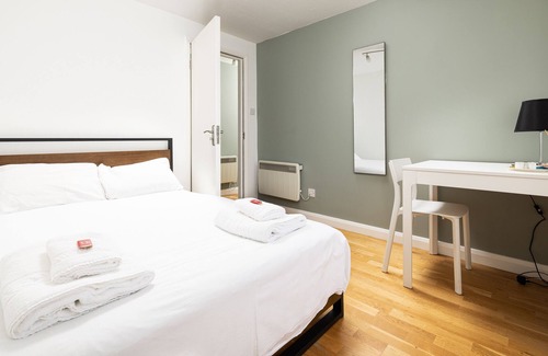 Euston Apartment | Beautiful Euston I