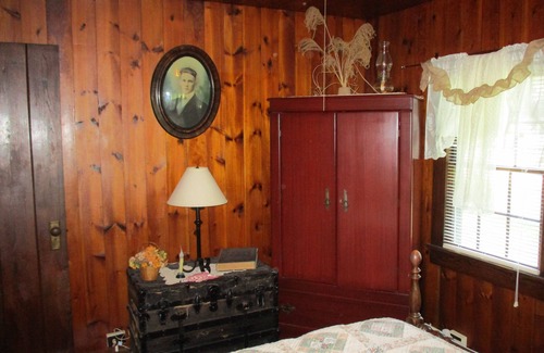 Kegley Other | Beautiful fall foilage is here! Off I-77, historic log cabin w antiques/wifi