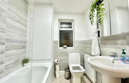 Hammersmith Apartment | Beautiful Family Apartment