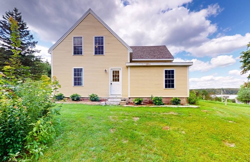 Saint George House | Beautiful, Family-Friendly Home with Fast WiFi, Furnished Deck, & Panoramic View