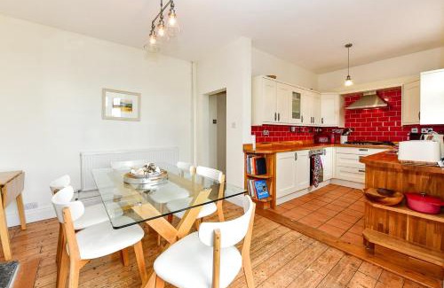 Mumbles House | Beautiful family home in Mumbles, with garden