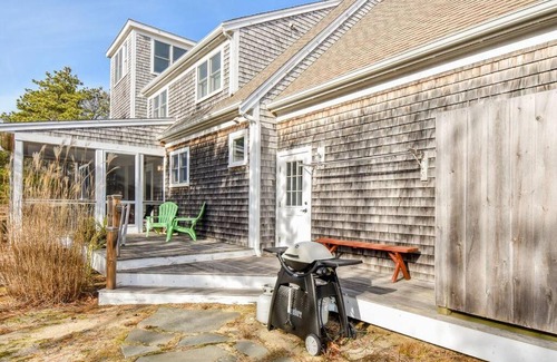 North Eastham House | Beautiful Family Home Walk to Beach