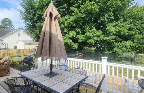 Milton House | Beautiful Family home with access to Red Mill Pond