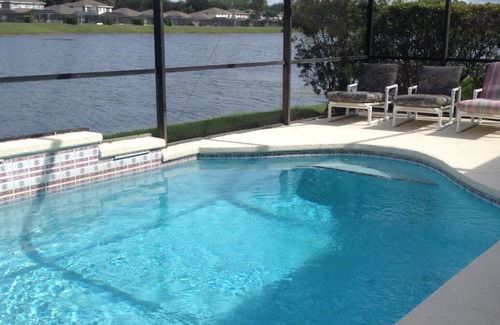 Sunset Lakes House | Beautiful, Five-Bedroom, Lake-View Home