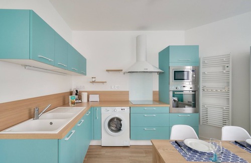 Saint-Guenole Apartment | Beautiful flat for 4 on the port of Penmarch