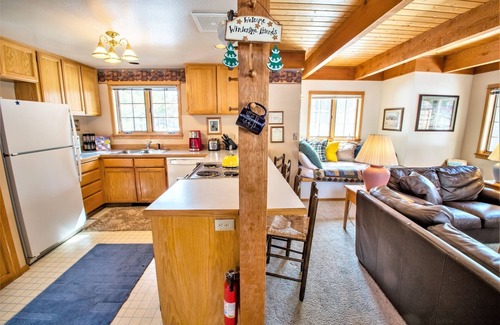 Deer Park House | Beautiful forest surrounded home with private hot tub & bikes - Mt Adams 6