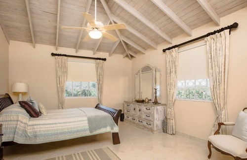 Inch Marlowe House | Beautiful four-bedroom villa with breathtaking sea views