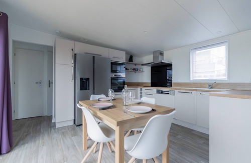 Bretignolles-sur-Mer Ski Chalet | Beautiful Chalet for 4 people - Heated pool access