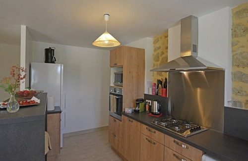 Saint-Laurent-de-Carnols Villa | Beautiful villa with private pool in Gard