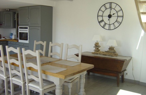 Plozevet House | Beautiful, freshly renovated farmhouse with all comforts in the center of Audierne Bay