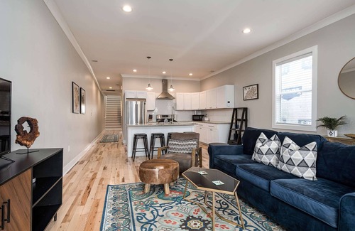 Shelby Park House | Beautiful full renovation 3bed/2bath -Close to DT
