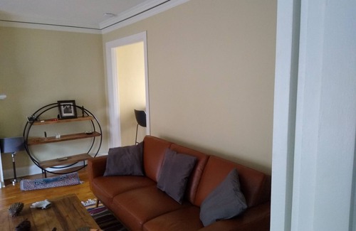 Goose Hollow Apartment | Beautiful fully furnished large corner studio downtown