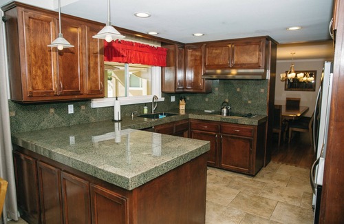 South Redlands House | Beautiful, Furnished Redlands CA Home with a Pool