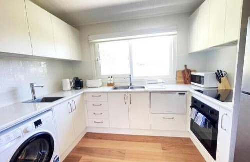 Bowral Apartment | Beautiful garden cottage in Bowral
