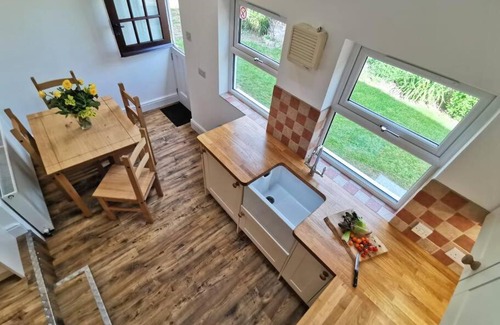 Aldwick House | Beautiful gate house a 4 minute walk from beach