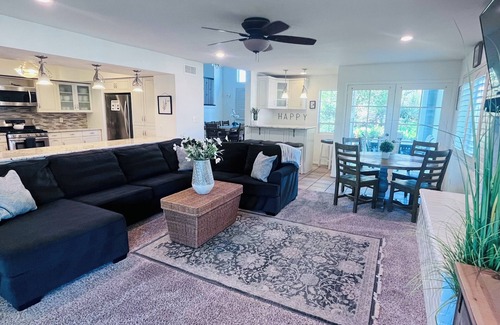Temecula Ski Chalet | Beautiful Gem in Heart of Wine Country 4Bd/3Ba with Pool and Hot Tub