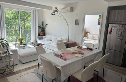 Greenpoint Apartment | Beautiful Greenpoint apartment
