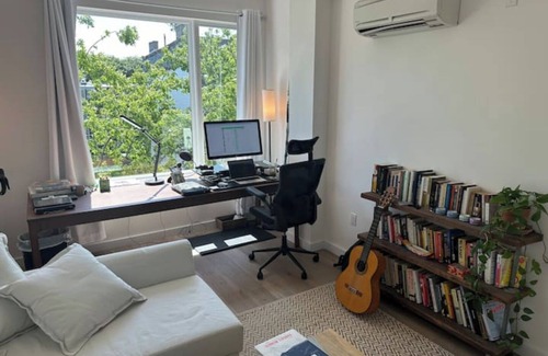 Greenpoint Apartment | Beautiful Greenpoint apartment
