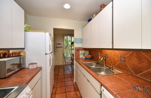 Siesta Key Condo | Beautiful ground floor Siesta Key Unit w/pool, beach and fishing pier