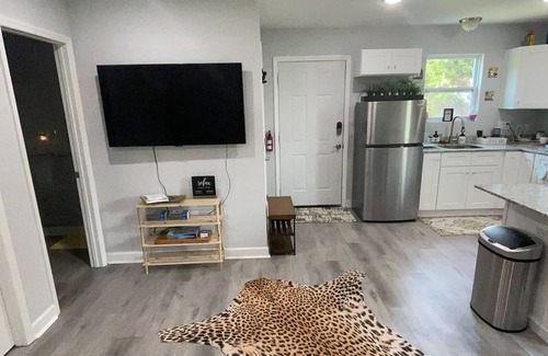 Rock Hill Apartment | Beautiful guest suite/apartment for rent