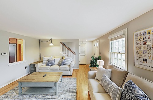South Harwich House | Beautiful Harwich home with large yard near Red River Beach & Main Street fun