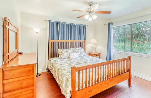Kapoho House | Beautiful hideaway home with wraparound lanai, WiFi, updated floors & furniture.