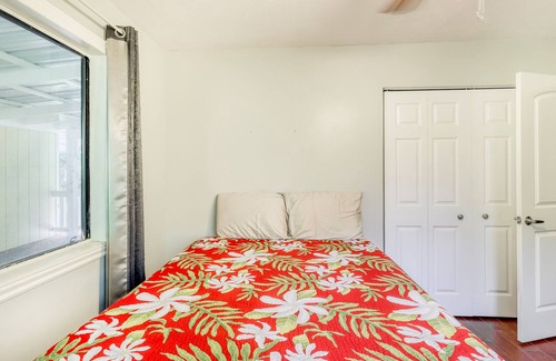 Kapoho House | Beautiful hideaway home with wraparound lanai, WiFi, updated floors & furniture.