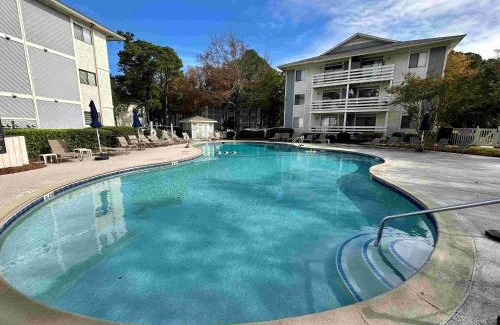 Folly Field House | Beautiful Hilton Head Island Oasis - Resort 2 BDR
