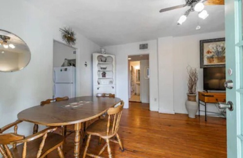 Mount Dora Cottage | Beautiful Historic Cottage, The Garden