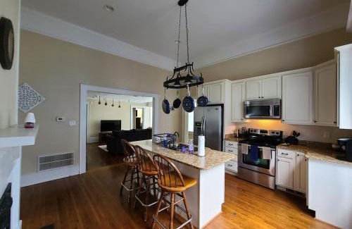 Lumberton Apartment | Beautiful historic home with southern charm