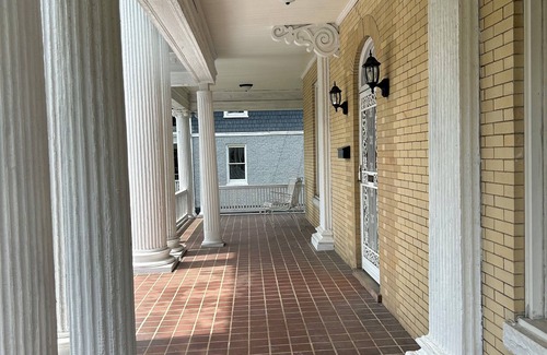 Roanoke House | Beautiful Historic Home in Roanoke