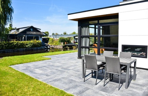 Loosdrecht House | Beautiful holiday home in a holiday park
