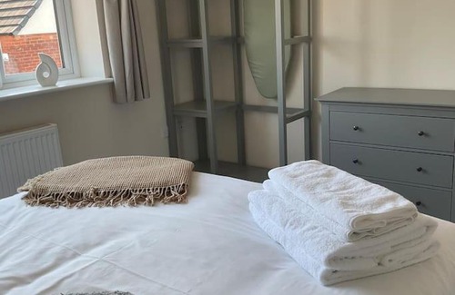 Ashbourne House | Beautiful Holiday Cottage