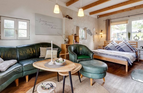 Pepelow House | Beautiful Holiday Home in Pepelow near Sea