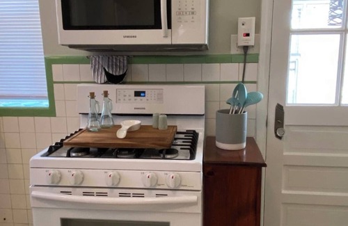 St. Louis Apartment | Beautiful Holly Hills Hideaway - 2BD/1BA in charming, safe & quiet neighborhood!