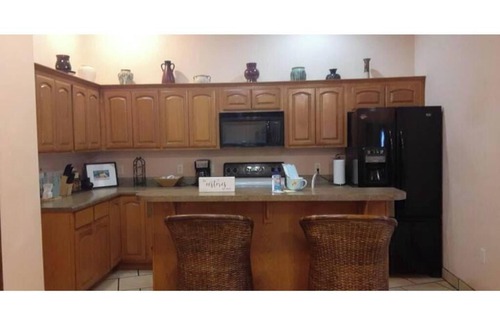 Foothills House | Beautiful home and scenic mountain view!