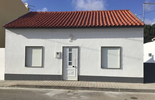 Atalaia House | BEAUTIFUL HOME AWAY FROM HOME. Translated in 5 different language