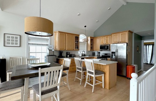 Townsend's Inlet House | Beautiful Home - Bay Block - Family Neighborhood In Townsend's Inlet
