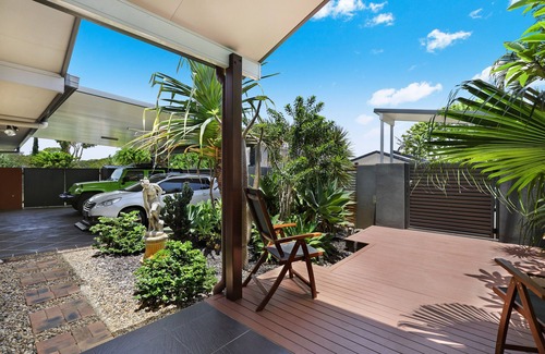 Minyama House | Beautiful Home for 6 @ Mooloolaba