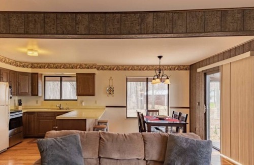 Caseville Cottage | Beautiful home in between Caseville and Port Austin with Private Beach Access