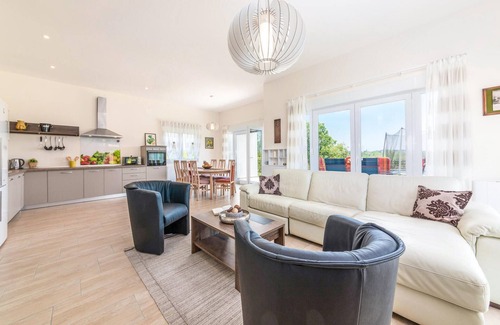 Kastel House | Beautiful home in Buje